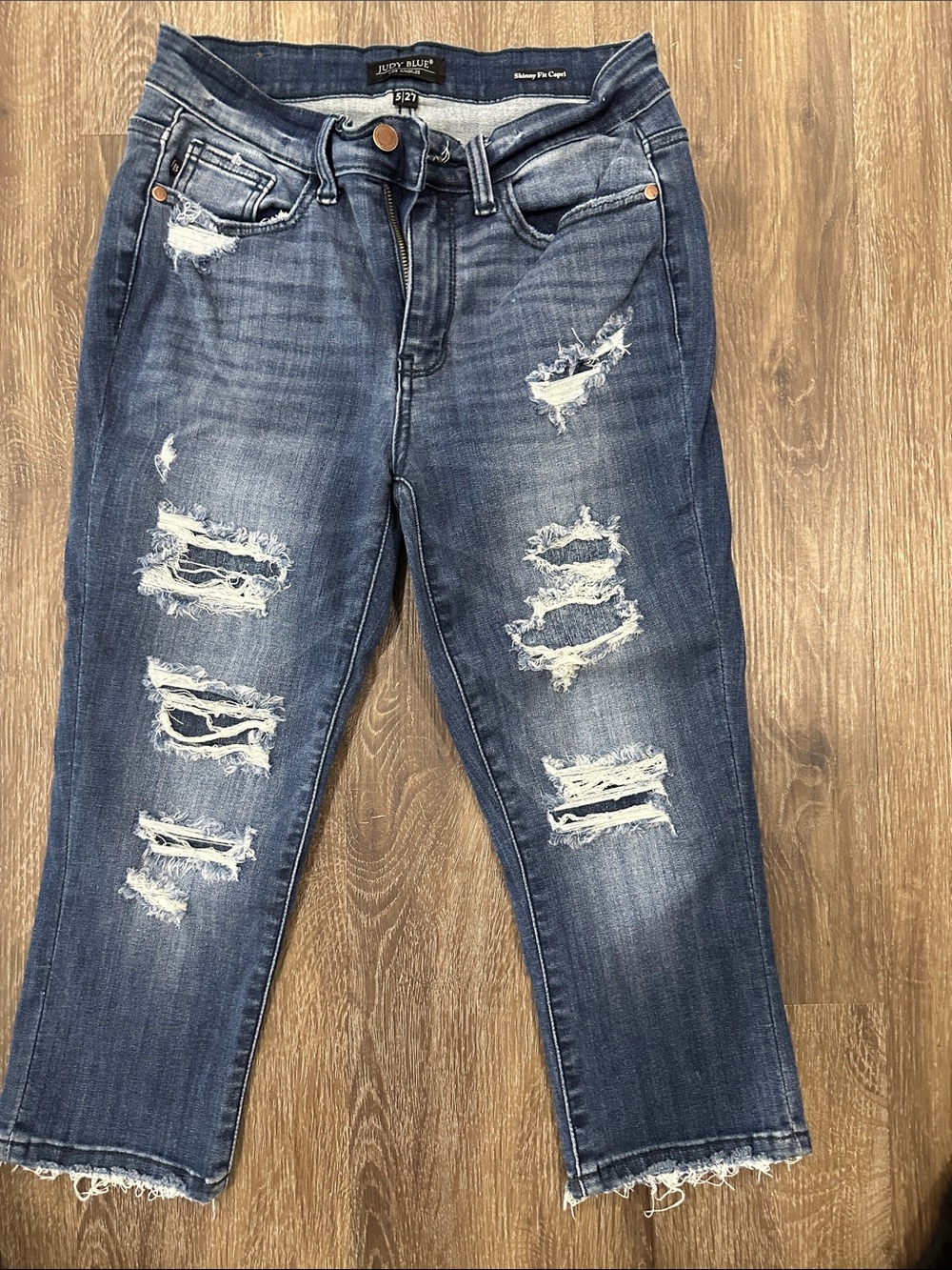 Judy Blue Ripped Dark Blue Cropped Ankle Jeans